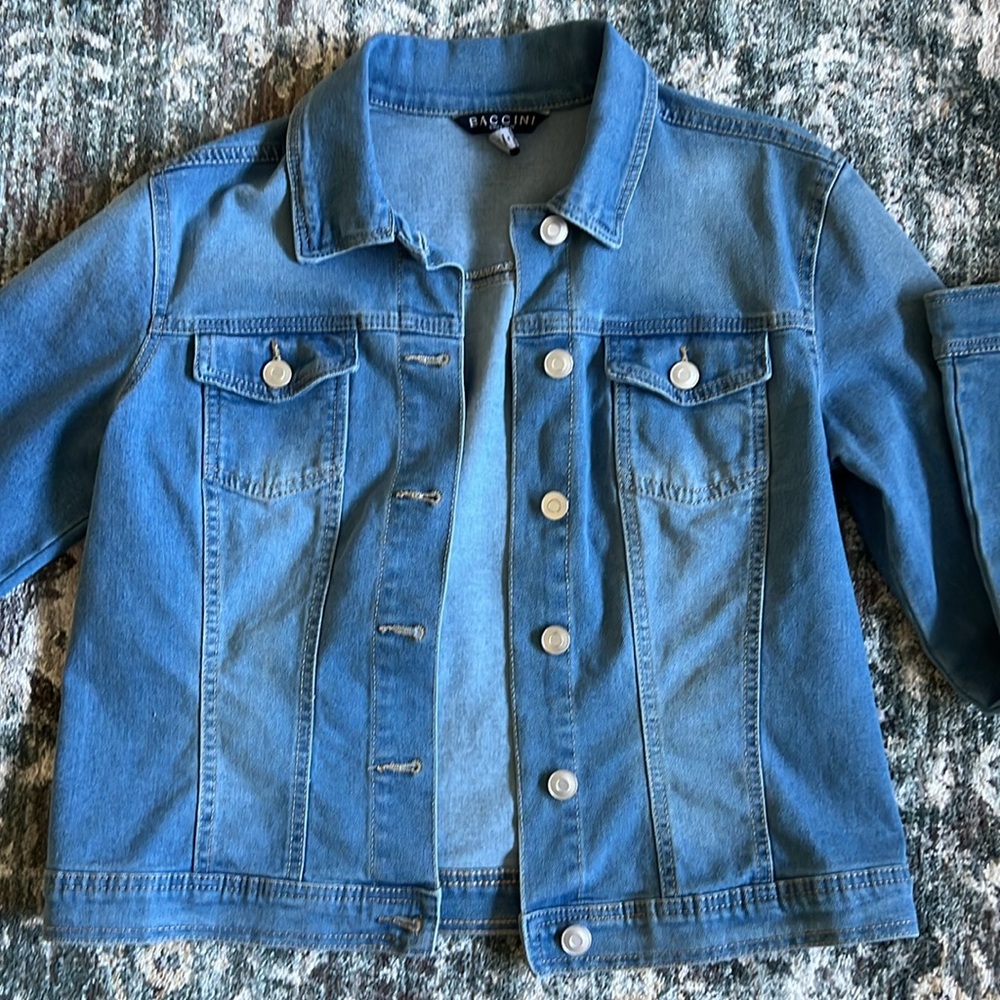 Jean jacket - Picture 2 of 3